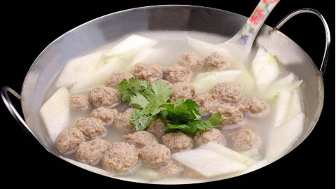 冬瓜肉丸汤的家常做法,味道鲜美,肉丸不散,做法简单